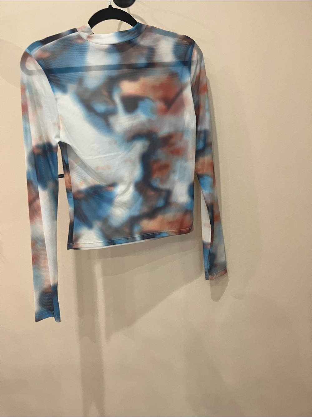 Multicolor Mesh Top - Picture 3 of 3
